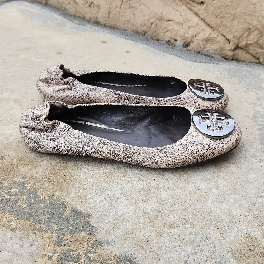 Tory Burch Reva Python Snake Print Ballet Flats Beige Leather Shoes Size 8 - Picture 3 of 11